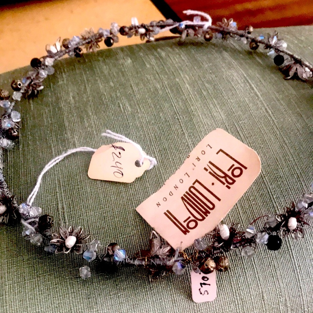 Tiara vintage branded .Lori london